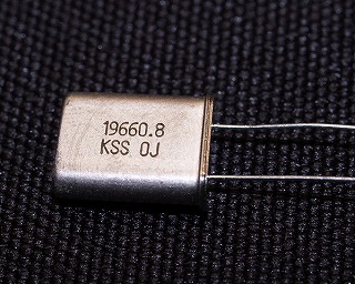 19.6608MHz 水晶振動子 2P