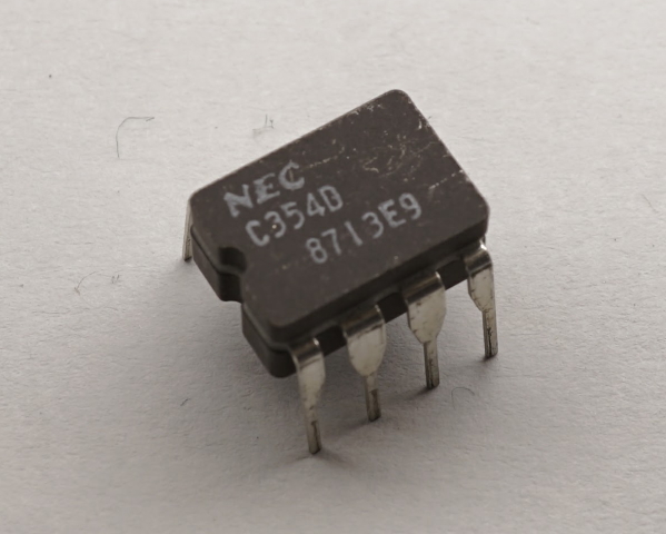 NEC μPC354D 汎用オペアンプ