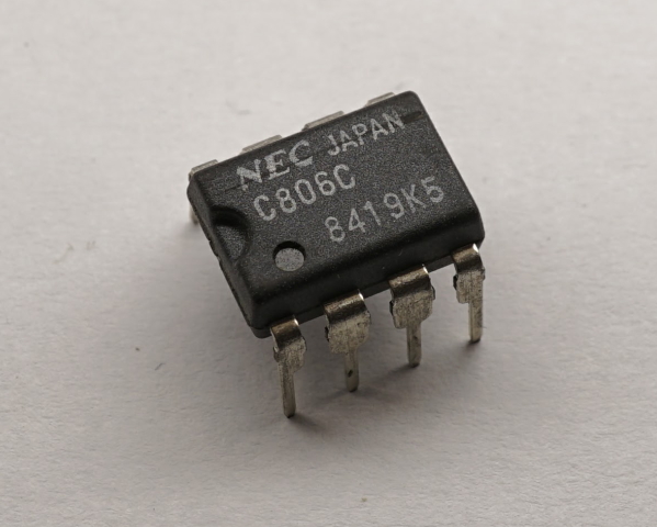 NEC μPC806C