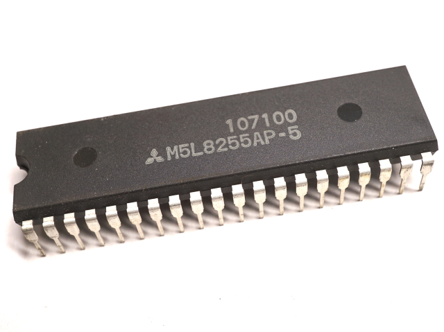 M5L8255AP-5 プログラマブル ペリフェラル インターフェース