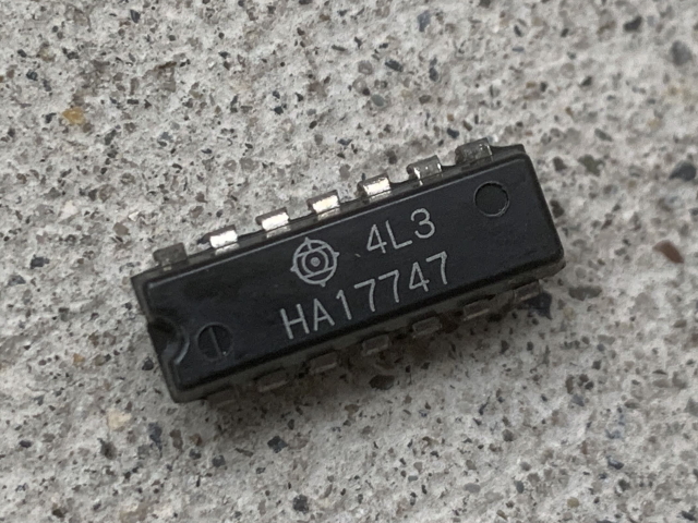 HITACHI HA17747 汎用オペアンプ