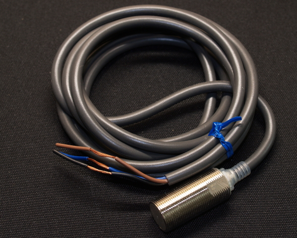 近接スイッチ NO 2m OMRON E2E-X5E1 近接スイッチ NO 2m OMRON E2E-X5E1