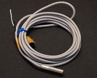 近接スイッチ NO 2m OMRON E2E-X2D1-N 近接スイッチ NO 2m OMRON E2E-X2D1-N