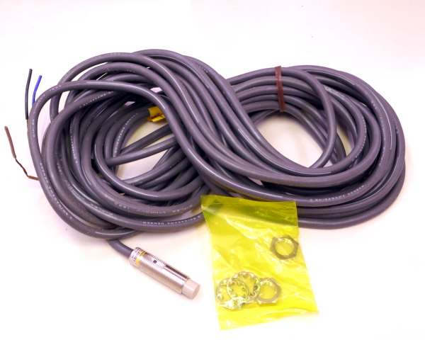 近接スイッチ NO 10m OMRON TL-X5ME1 近接スイッチ NO 10m OMRON TL-X5ME1