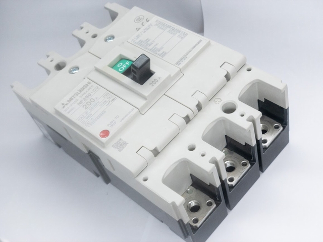 三菱電機 NV400-SEW 3P 250A 1.2.500MA (漏電遮断器) (3極) (AC 100-440V) NN - 3