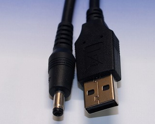 USB(A)オス EIAJ 4φ1.7φ DCプラグ ケーブル 70cm