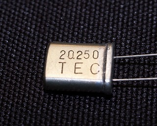 20.250MHz 水晶振動子 2P
