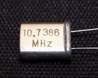 10.7386MHz 水晶振動子 2P
