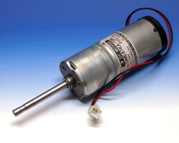 DC12-24V 日本サーボ ギアードモーター DME37KA-106　中古