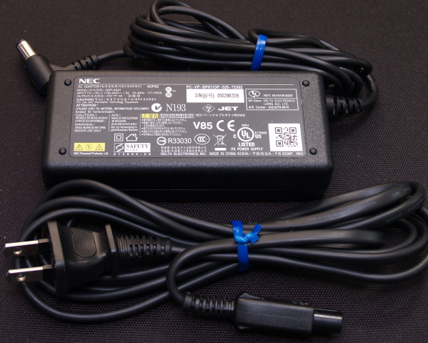 DC15V4A スイッチング電源ACアダプター NEC ADP-60JH　未使用品