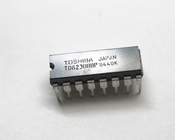 4回路 ダーリントントランジスタアレイ TOSHIBA TD62308P