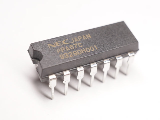 NEC 6ch ダーリントントランジスタアレイ μPA67C
