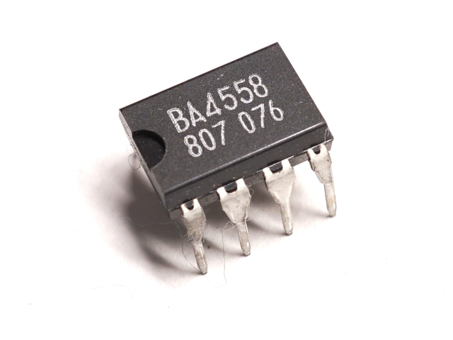 BA4558 2回路 オペアンプ