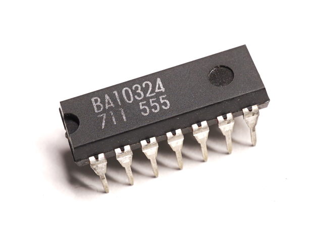 BA10324 4回路 オペアンプ