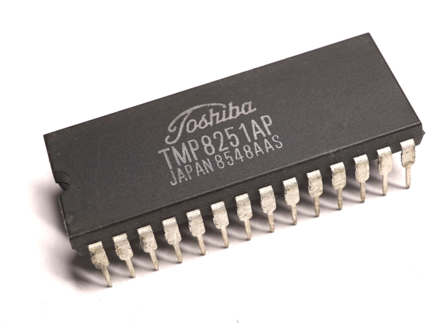 TMP8251AP プログラマブル コミュニケーション　I/F