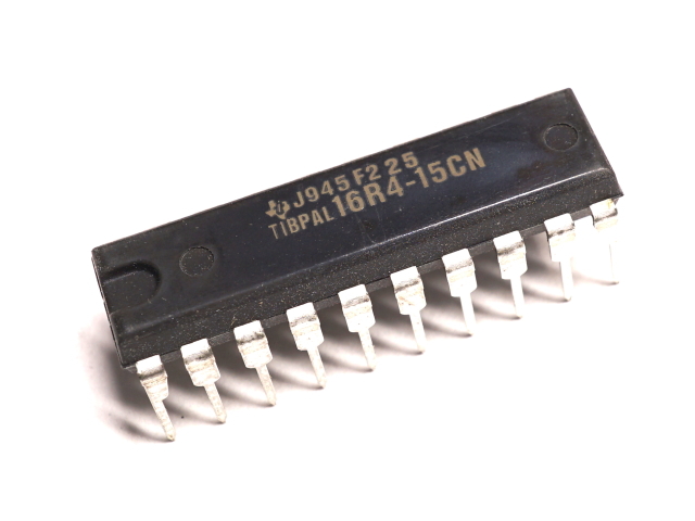 TIPBAL16R4-15CN プログラマブルロジックデバイス