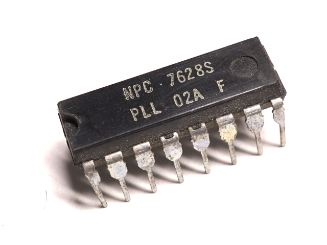 PLL02A CB 用IC