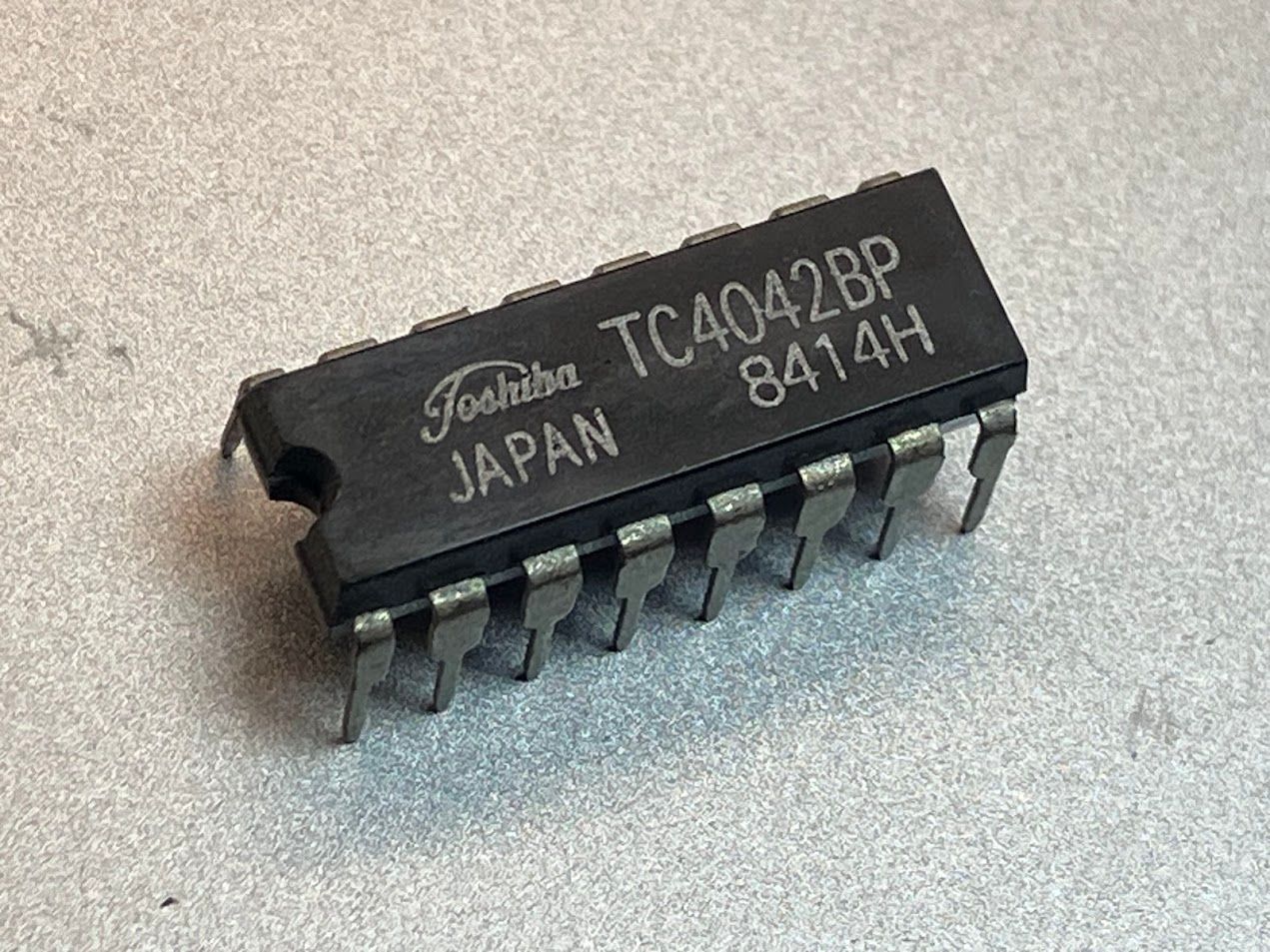TC4042BP