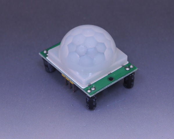 赤外線人感センサー HC-SR501